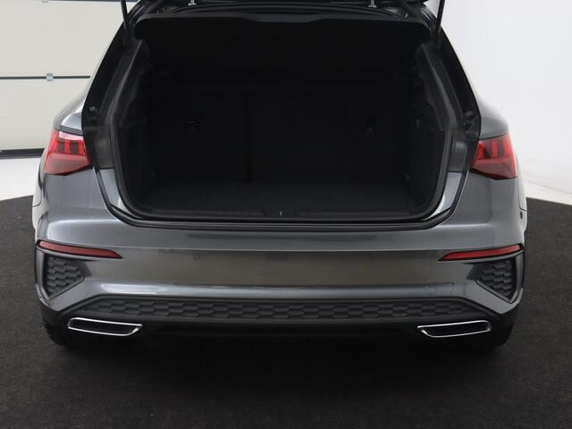 Audi A3 SPORTBACK 35 TFSI S edition | Stoelverwarming | Carplay | Navigatie | Half leder | Sportstoelen | Full LED | Audi Sound | Virtual Cockpit | Climate control | Parkeerhulp | DAB | Bluetooth | S Line