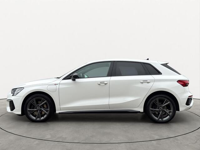 Audi A3 SPORTBACK 40 TFSI e 204PK S Edition Bang&Olufsen Keyless