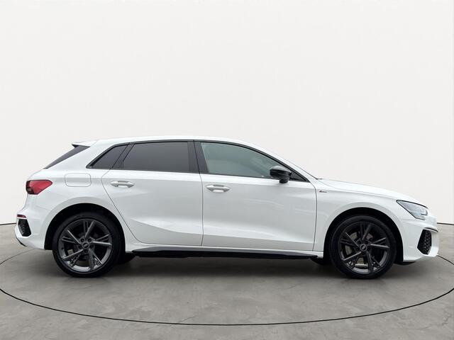 Audi A3 SPORTBACK 40 TFSI e 204PK S Edition Bang&Olufsen Keyless