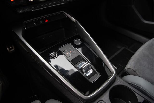 Audi A3 SPORTBACK 35 TFSI S edition , Panoramadak, Carplay,