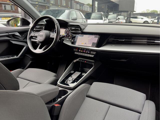 Audi A3 SPORTBACK 30 TFSI AUT7 ATTITUDE 95D.KM SPORT-INT NAVI VIRTUAL-DASH APPLE-CARPLAY LED LMV PDC