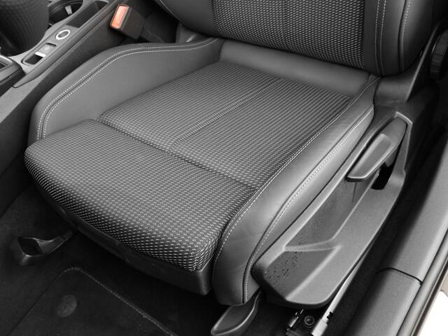 Audi A3 SPORTBACK 40 TFSIe 204pk S-Tronic S Edition · Camera · ACC · Apple/Android Car Play · Parkeer Assistent · Stoelverwarming · Sportstoelen · Garantie t/m 10-06-2029 of 100.000km