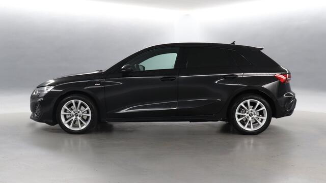 Audi A3 SPORTBACK 40 TFSI 204pk e S edition S-Tronic / Navigatie / Stoelverwarming / Camera