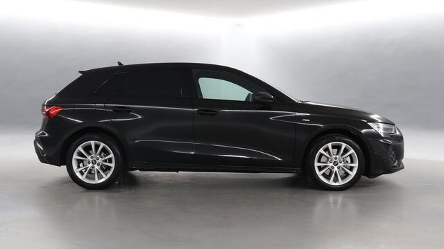 Audi A3 SPORTBACK 40 TFSI 204pk e S edition S-Tronic / Navigatie / Stoelverwarming / Camera