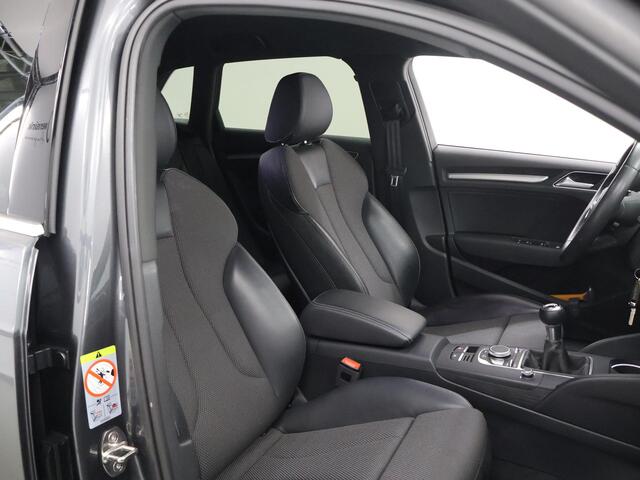 Audi A3 SPORTBACK 1.0 TFSI Sport S Line Edition | 2x S-Line | Navigatie | Stoelverwarming | Climate Control | Sportstoelen | Cruise Control |