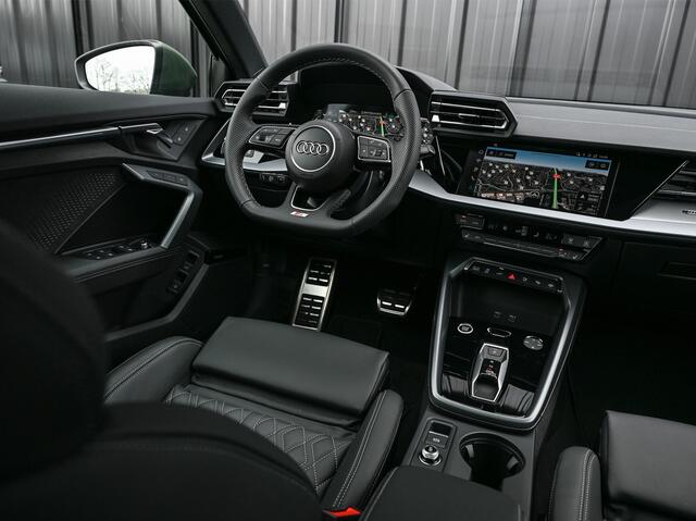 Audi A3 SPORTBACK 45 TFSI e S edition 272pk Competition | Panoramadak | Ambiance interieur | Active Cruise | Sonos Sound | S-Seats + Memory | Head-Up | Camera | Stoelverwarming | Keyless