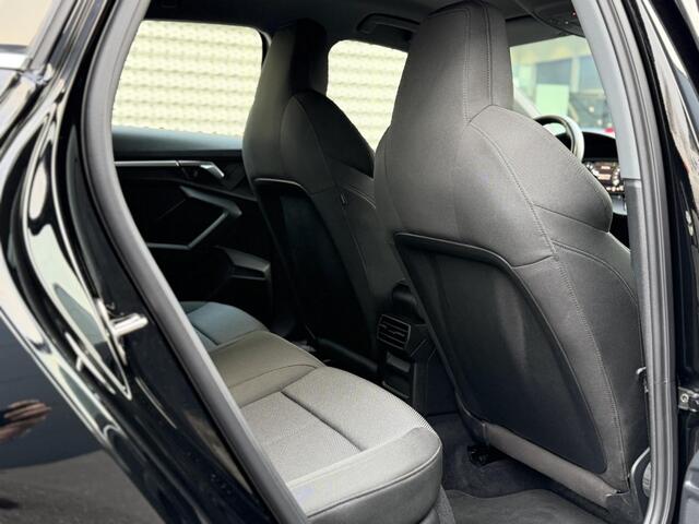 Audi A3 SPORTBACK 30 TFSI Business edition 110PK S-tronic | Sportstoelen | Adaptieve cruise | Apple carplay | Virtual cockpit |