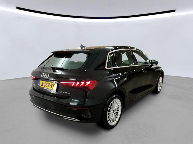 Audi A3 SPORTBACK 30 TFSI Advanced edition / Virtual Cockpit / Led / Navigatie / Climate control