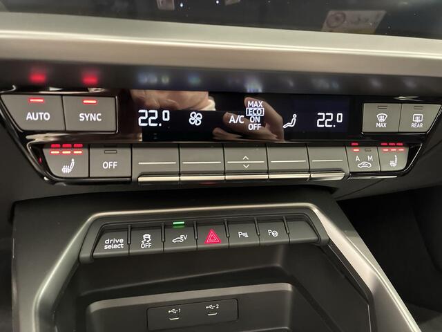 Audi A3 SPORTBACK 45 TFSIe 245pk S-tronic Advanced Edition · Panoramadak · Camera · Adaptive Cruise Control · Drive Select · S-line Exterieur · Stoelverwarming · 17'' Inch ·