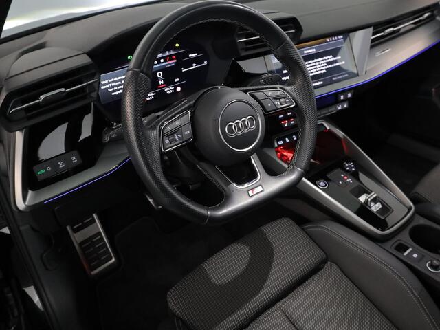 Audi A3 SPORTBACK 35 TFSI S edition 150 pk S-tronic | Verlengde garantie | Navigatie | Panoramadak | Parkeersensoren (Park assist) | B&O Soundsystem | S-Line |