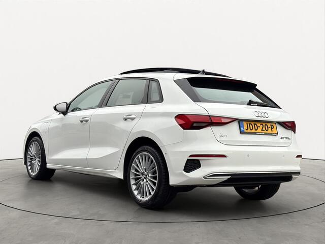 Audi A3 SPORTBACK 40 TFSI e 204PK Business Pano LED Stoelverwarming