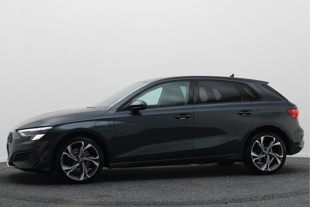 Audi A3 SPORTBACK 40 TFSI e Edition Virtual Cockpit, Camera, ACC, Keyless, Trekhaak, 18"