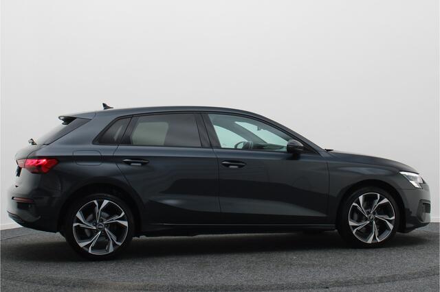 Audi A3 SPORTBACK 40 TFSI e Edition Virtual Cockpit, Camera, ACC, Keyless, Trekhaak, 18"