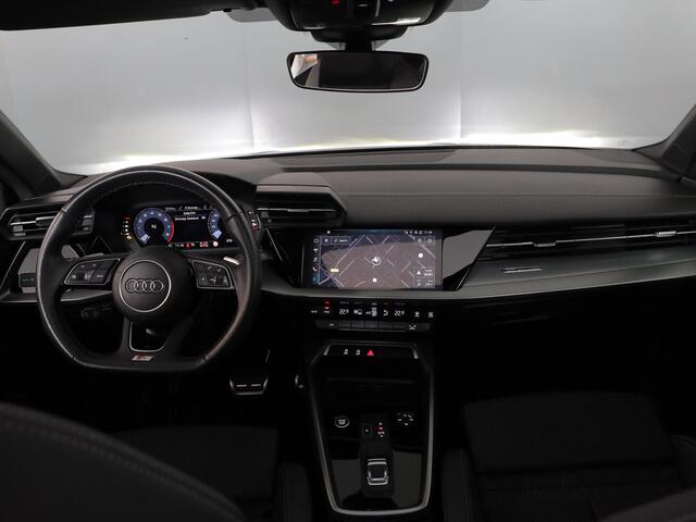 Audi A3 SPORTBACK 30 TFSI S edition 110pk | Panoramadak | Navigatie | Parkeersensoren | Verlengde garantie |