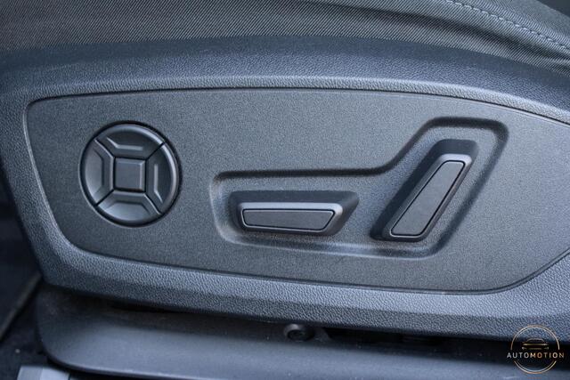 Audi A3 SPORTBACK 45 TFSIe S S-line Panoramadak Camera Matrix Sfeer