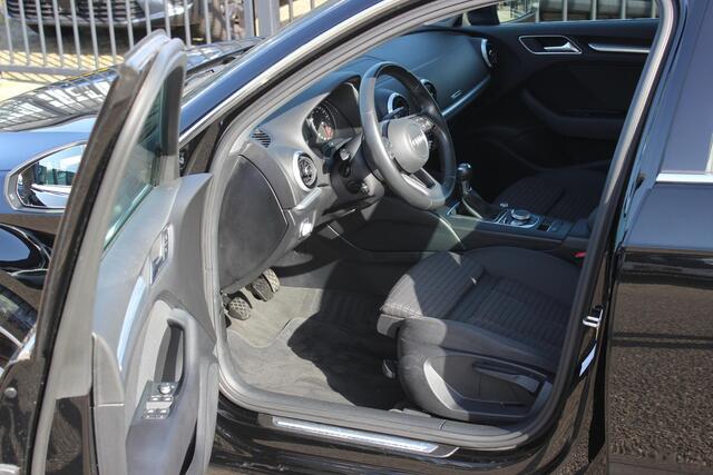 Audi A3 SPORTBACK 30 TFSI Sport Lease Edition