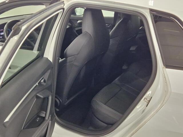 Audi A3 SPORTBACK Aut. 45 TFSI e hybrid S-Line Competition | LED | Navi | Apple Carplay