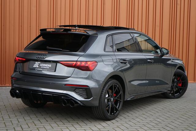 Audi A3 SPORTBACK 45 TFSI e S-line 245PK Panodak RS Stoelen Carbon Matrix Memory VOL!