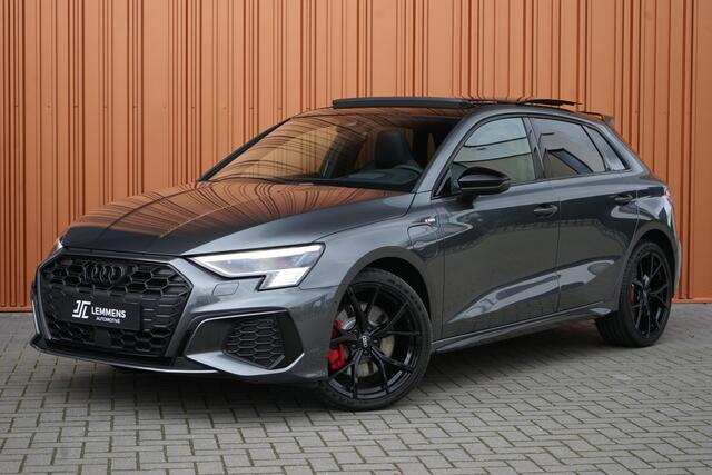 Audi A3 SPORTBACK 45 TFSI e S-line 245PK Panodak RS Stoelen Carbon Matrix Memory VOL!