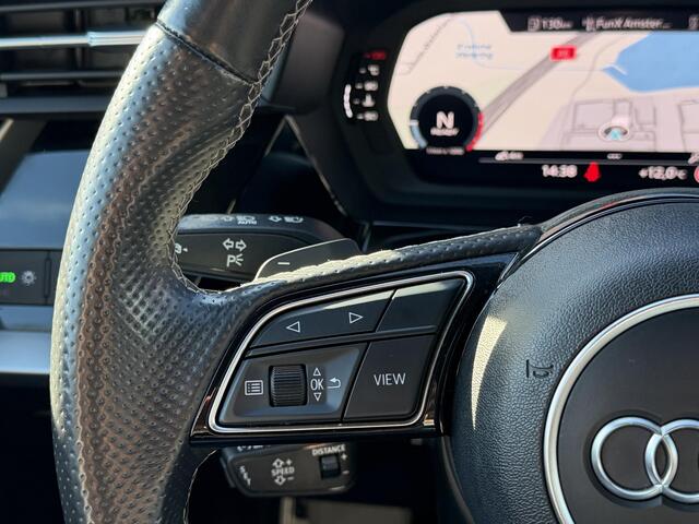Audi A3 SPORTBACK 30 TFSI S edition 110PK | S-line in & exterieur | Trekhaak | Stoelverwarming |