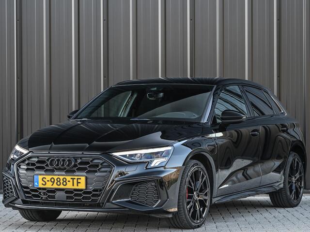 Audi A3 SPORTBACK 45 TFSI e 245pk S edition Competition | Black-Optic | Camera | Adaptive Cruise | Stoelverwarming | Keyless