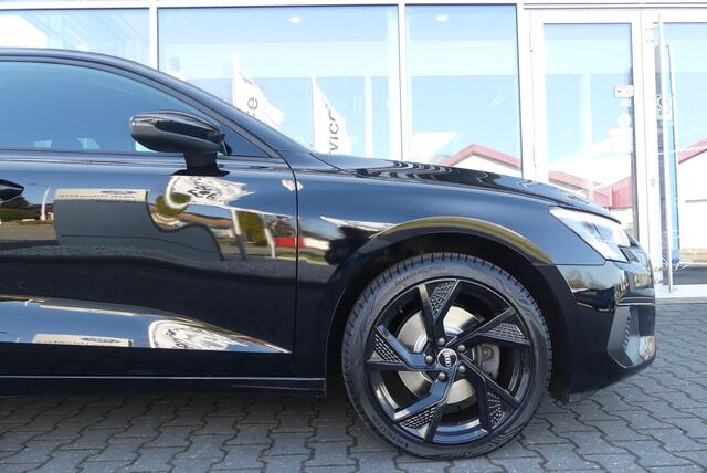 Audi A3 SPORTBACK 40 TFSI e Edition TREKHAAK AFNEEMBAAR (1.400KG), CRUISE, CLIMA, NAVI, APPLE CARPLAY/ANDROID AUTO, KEYLESS, STOELVERWARMING, LANE ASSIST, 85.854KM