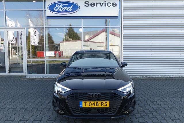 Audi A3 SPORTBACK 40 TFSI e Edition TREKHAAK AFNEEMBAAR (1.400KG), CRUISE, CLIMA, NAVI, APPLE CARPLAY/ANDROID AUTO, KEYLESS, STOELVERWARMING, LANE ASSIST, 85.854KM