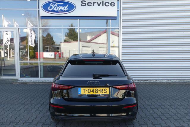 Audi A3 SPORTBACK 40 TFSI e Edition TREKHAAK AFNEEMBAAR (1.400KG), CRUISE, CLIMA, NAVI, APPLE CARPLAY/ANDROID AUTO, KEYLESS, STOELVERWARMING, LANE ASSIST, 85.854KM