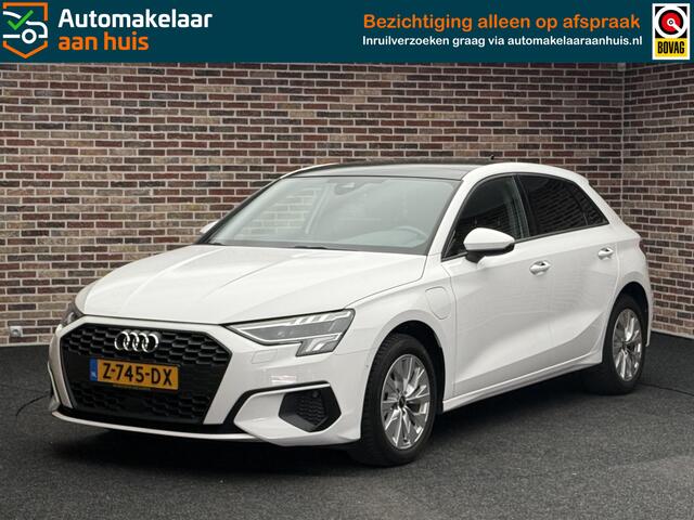 Audi A3 SPORTBACK 40 TFSI e Weing KM | Achteruitrijcamera | Panorama| Stoelverwarming |
