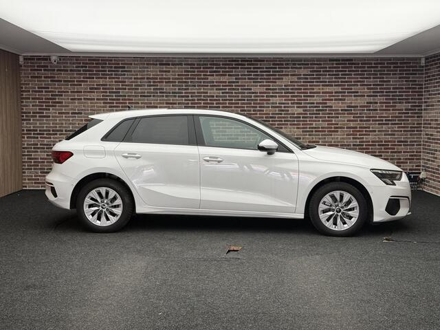 Audi A3 SPORTBACK 40 TFSI e Weing KM | Achteruitrijcamera | Panorama| Stoelverwarming |