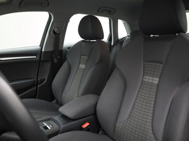 Audi A3 SPORTBACK 30 TFSI 115pk S-tronic Sport Lease Edition · Drive select · Navigatie · Parkeersensoren