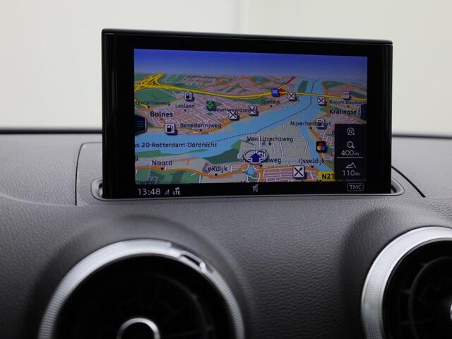 Audi A3 SPORTBACK 30 TFSI 115pk S-tronic Sport Lease Edition · Drive select · Navigatie · Parkeersensoren