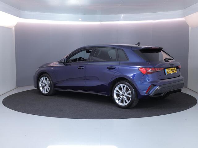 Audi A3 SPORTBACK 40 TFSI e S edition 240 pk S-tronic | Verlengde garantie | Navigatie | Parkeersensoren (Park assist) | Achteruitrijcamera | Stoelverwarming | S-Line |