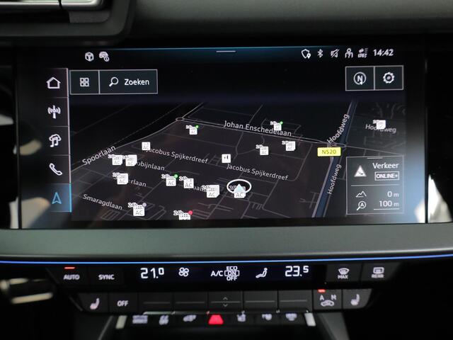 Audi A3 SPORTBACK 40 TFSI e S edition 240 pk S-tronic | Verlengde garantie | Navigatie | Parkeersensoren (Park assist) | Achteruitrijcamera | Stoelverwarming | S-Line |