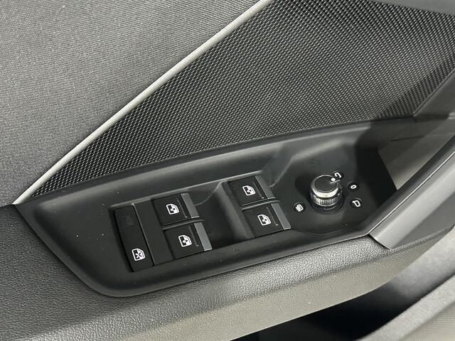 Audi A3 SPORTBACK 35 TFSI S edition 150 pk DSG