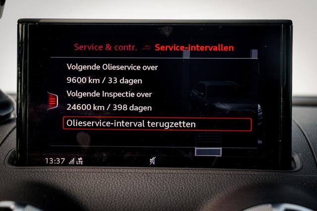 Audi A3 SPORTBACK 1.0 116 PK TFSI Sport S Line Edition | Ned Auto | Automaat | Clima | |S line exterieur | Sport stoelen | PDC | Led Koplampen | Navigatie |