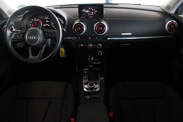 Audi A3 SPORTBACK 30 TFSI Sport Lease Edition LED | Sportstoelen | Navi | Bluetooth | Cruise | Airco | 17" LMV | PDC