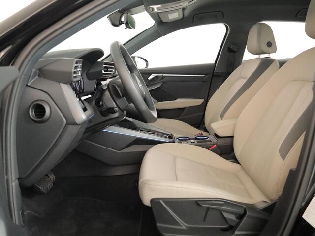 Audi A3 SPORTBACK 40 TFSI e Advanced edition 204 pk S-tronic | Verlengde garantie | Navigatie | Parkeersensoren (Park assist) | Achteruitrijcamera | Lederen bekleding | Adaptieve cruise control |