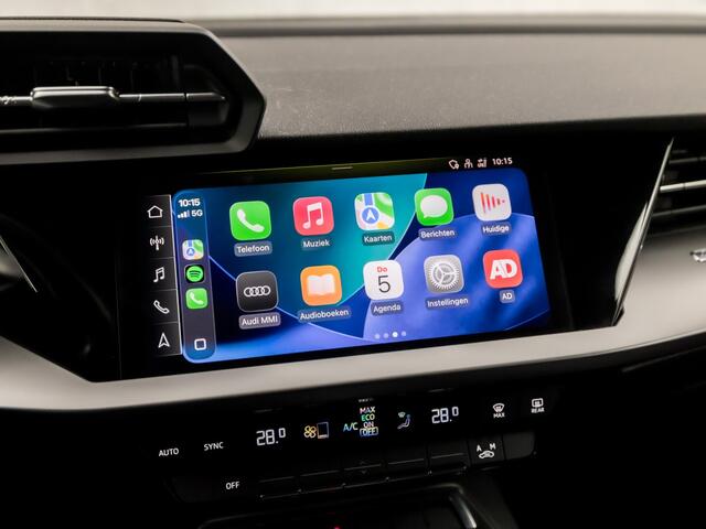 Audi A3 SPORTBACK 35 TFSI Sport 150Pk Automaat (APPLE CARPLAY, GROOT NAVI, CLIMATE, GETINT GLAS, SPORTSTOELEN, ZWART HEMEL, PARKEERSENSOREN, LED, LANE ASSIST, NIEUWSTAAT)