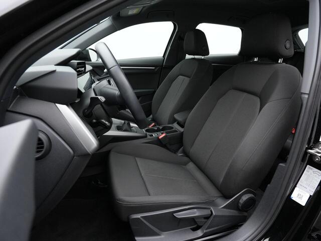 Audi A3 SPORTBACK 30 TFSI 110 pk Pro Line | Carplay | Parkeersensoren voor/achter | Cruise Control