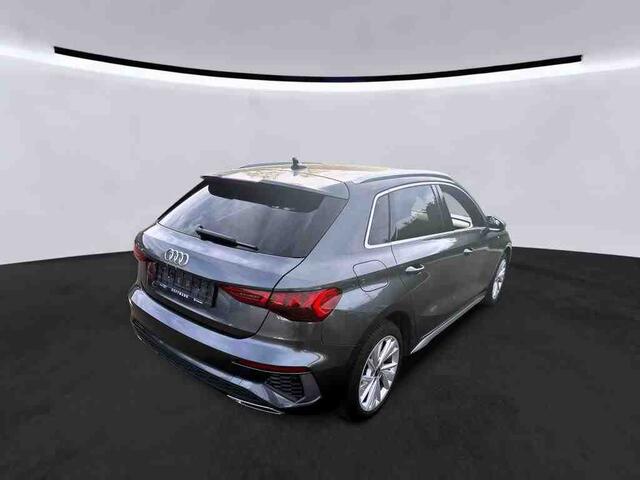 Audi A3 SPORTBACK 40 TFSI e 204pk PHEV S Line / Stoelverwarming / Camera