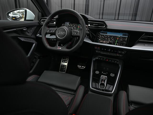 Audi A3 SPORTBACK 45 TFSI e S edition Competition | Panoramadak | 5 jr garantie | Ambiance interieur | Active Cruise | Sonos Sound | S-Seats + Memory | Head-Up | Camera | Stoelverwarming | Keyless