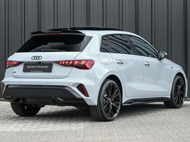 Audi A3 SPORTBACK 45 TFSI e S edition Competition | Panoramadak | 5 jr garantie | Ambiance interieur | Active Cruise | Sonos Sound | S-Seats + Memory | Head-Up | Camera | Stoelverwarming | Keyless