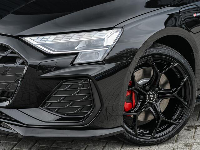 Audi A3 SPORTBACK 45 TFSI e S edition Competition | Panoramadak | 5 jr garantie | Ambiance interieur | Active Cruise | Sonos Sound | S-Seats + Memory | Head-Up | Camera | Stoelverwarming | Keyless