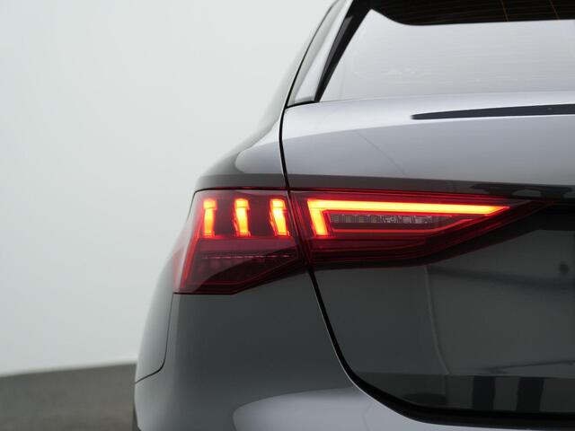 Audi A3 SPORTBACK 30 TFSI 110 pk S-tronic Advanced edition | Stoelverwarming | Navigatie | Cruise Control