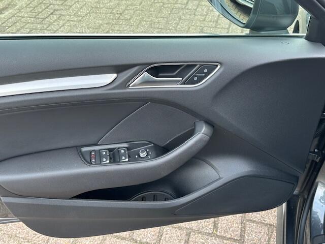 Audi A3 SPORTBACK 30 TFSI S-Tronic Automaat Sport S Line Edition