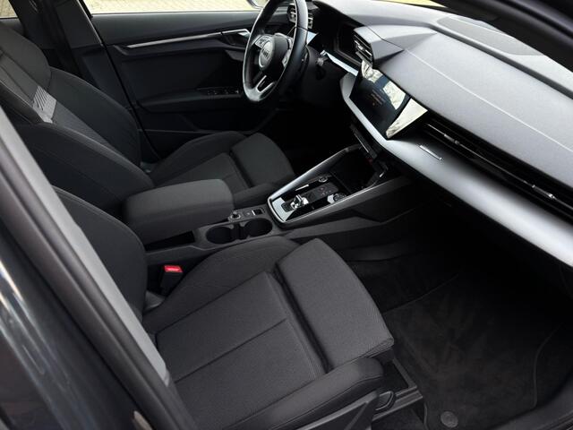 Audi A3 SPORTBACK 30 TFSI Business edition Aut | Privacy glass | Sportstoelen