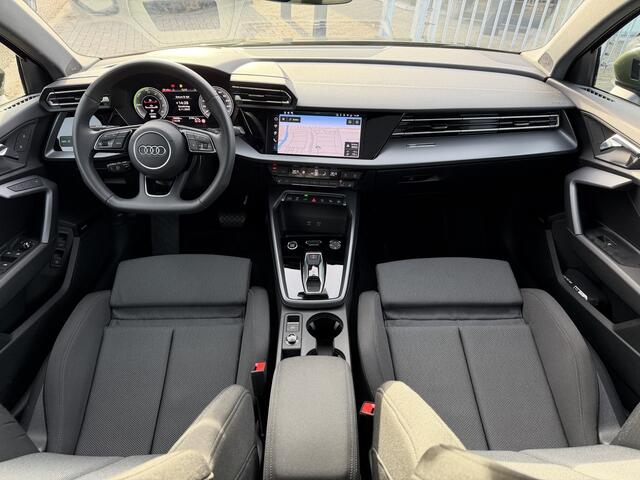 Audi A3 SPORTBACK 40 TFSI e S Line Hybrid Pano-Dak | Matrix LED | Sonos | Memory | Keyless