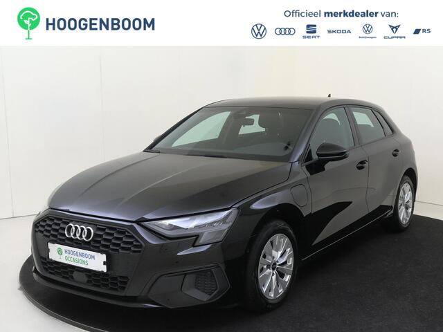 Audi A3 SPORTBACK 40 TFSI e Advanced edition | Parkeerassistent | Virtual cockpit Plus | Achteruitrijcamera | Stoelverwarming | Lederen bekleding | Navigatie Plus | CarPlay |