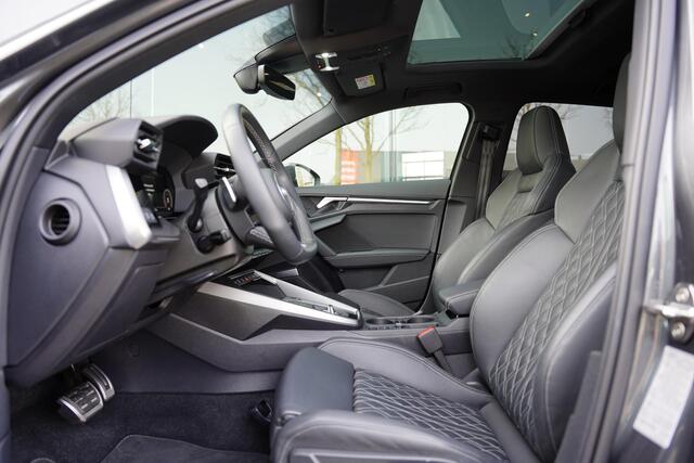 Audi A3 SPORTBACK 35 TFSI S edition / B&O / RS-Seats / Panorama Dak